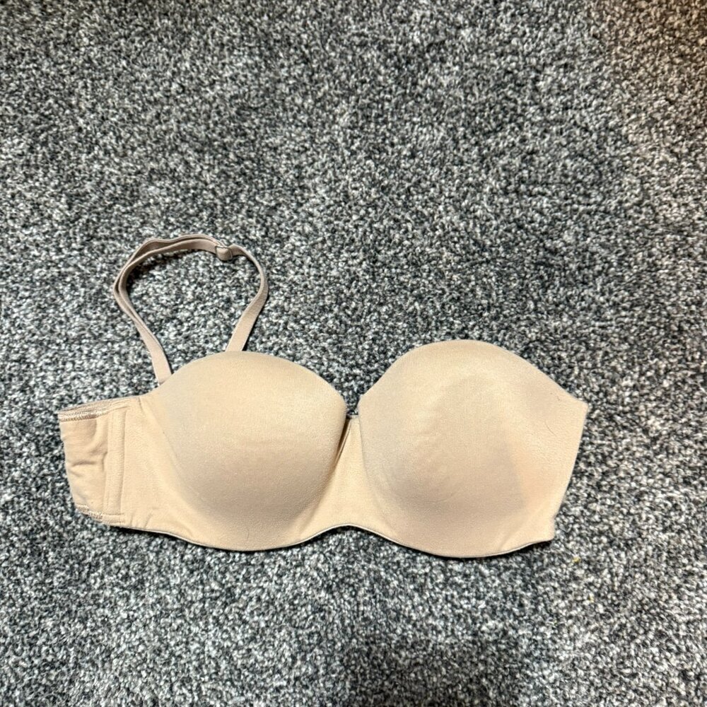 Victoria's Secret, Body by Victoria lined strapless bra